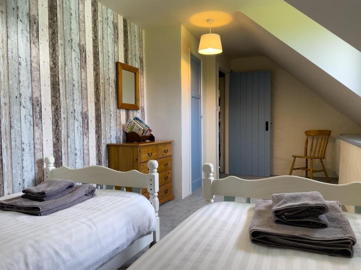 Canllefaes Cottages カーディガン エクステリア 写真